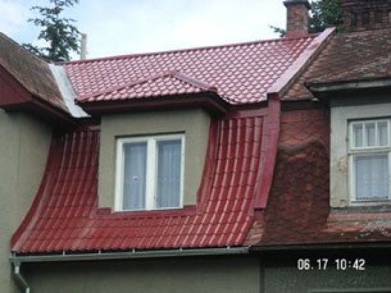 Provedení rekonstrukce střechy objektu RD v Šumperku, realizace v r.2006