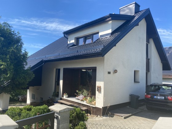 Provedení rekonstrukce střechy rodinného domu v Nemile - realizace v r. 2020.