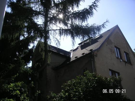 Provedení rekonstrukce střechy objektu RD v Šumperku, realizace v r. 2008